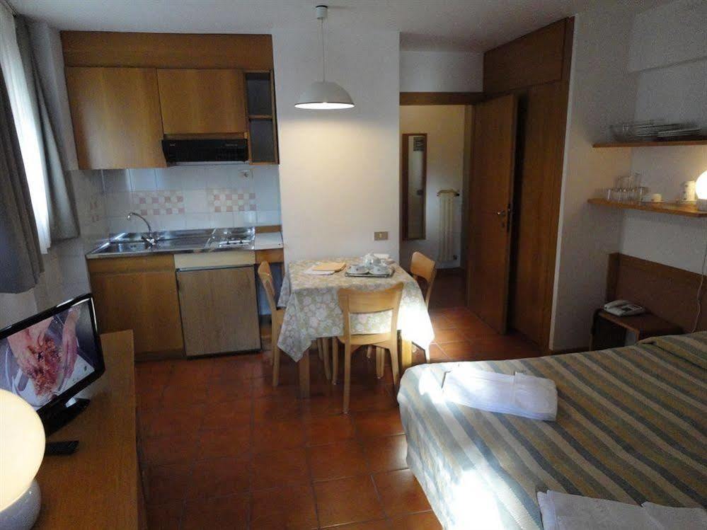 Appartamenti Corte Residence 博尔查迪卡多尔 外观 照片